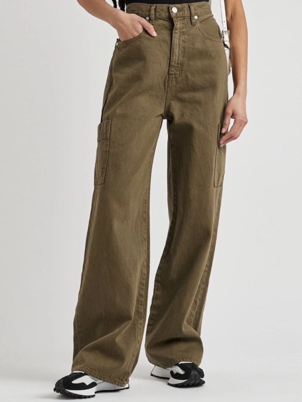 Frame High Rise Baggy Pocket Jean in "Washed Surplus", size 34